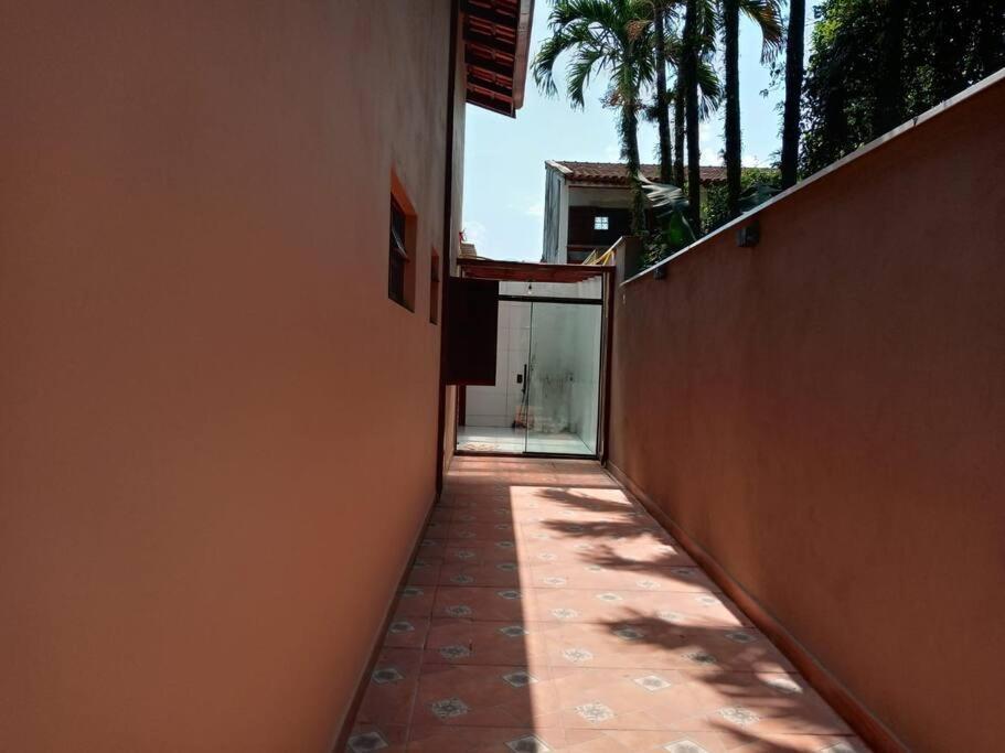 Vila Casa Estilo Minimalista Em Ubatuba Exteriér fotografie