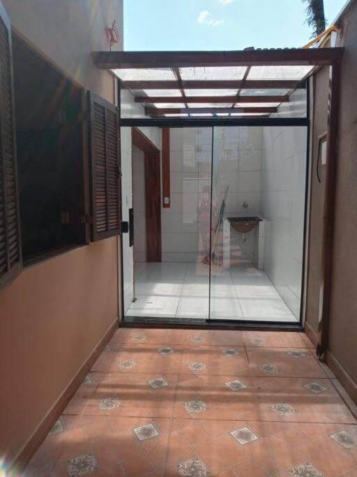 Vila Casa Estilo Minimalista Em Ubatuba Exteriér fotografie