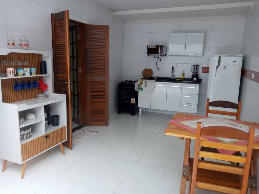Vila Casa Estilo Minimalista Em Ubatuba Exteriér fotografie